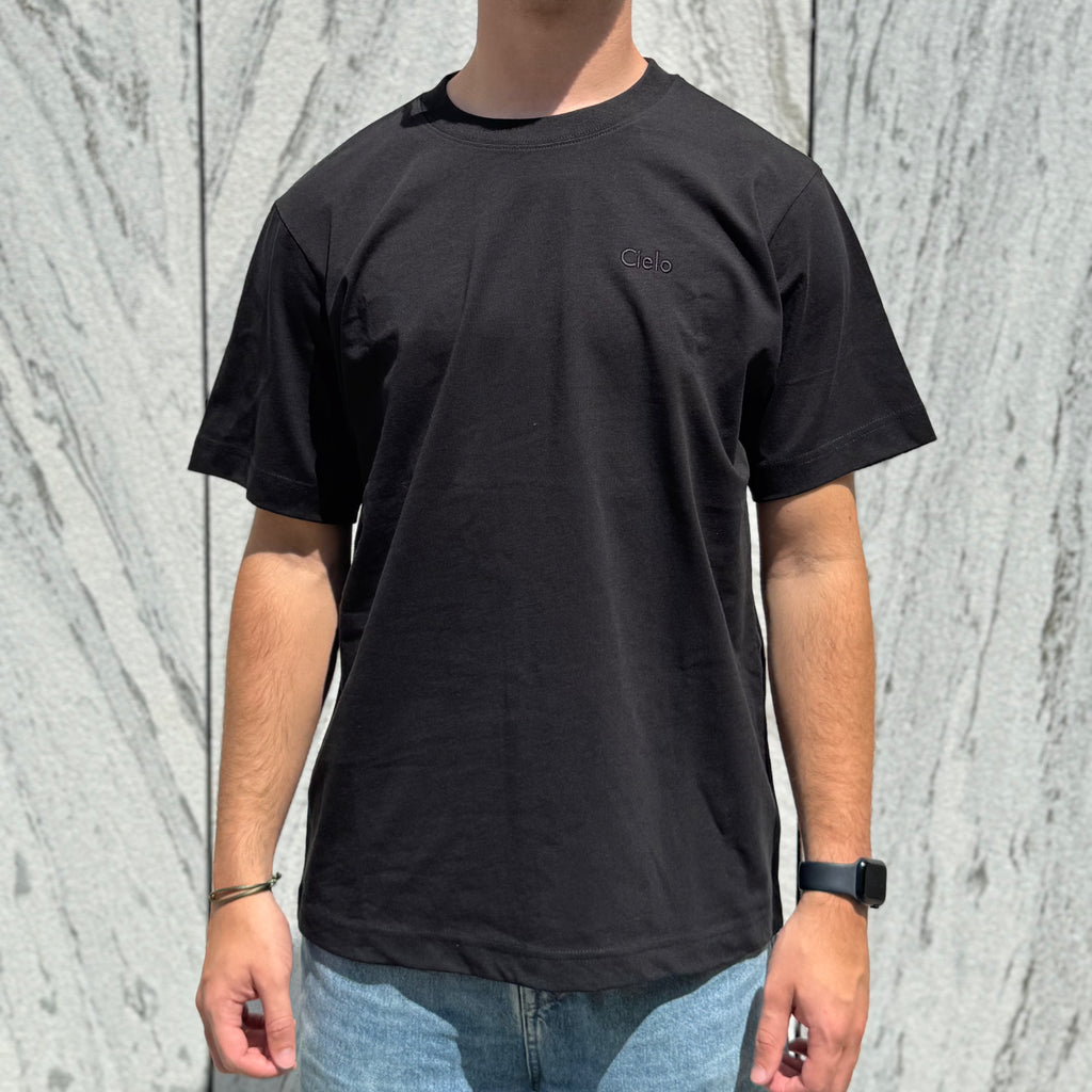 Essential T-Shirt Black